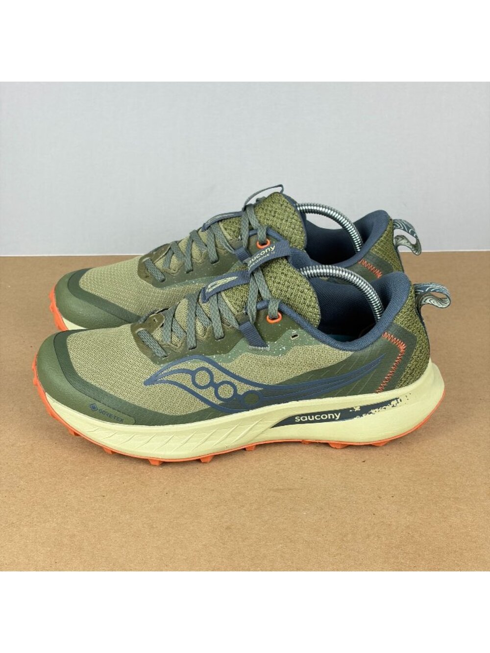 Saucony Peregrine 15 Trail Running Shoes Womens 8 Green Orange Breathable